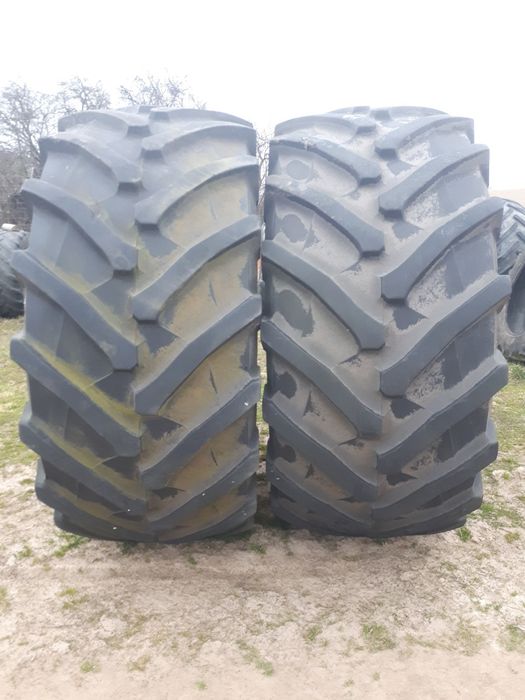 2 sztuki opony Wzmocnione TRELLEBORG 900/60 R - 42 TM1000