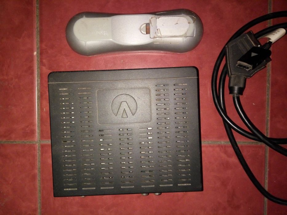 Цифровой спутниковый приемник Viasat SRT 7707