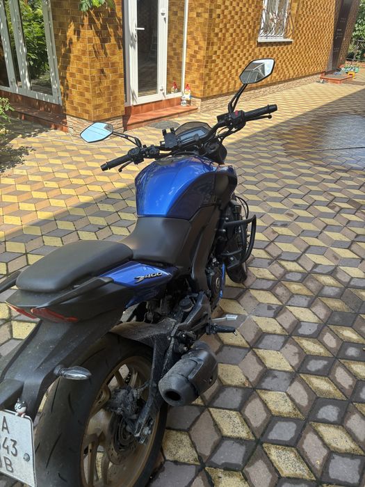 Bajaj Dominar 400 2018