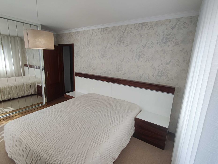 Quarto casal novo