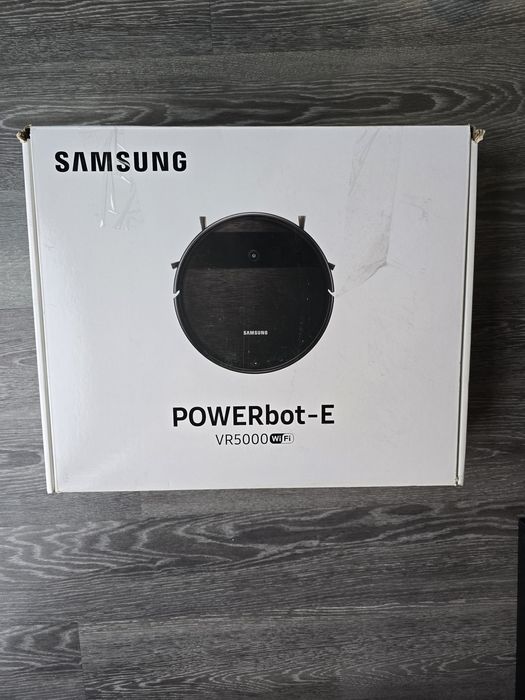 Повністю справний робот-пилосос Samsung POWERbot-E VR5000