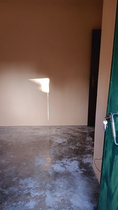 Casa térrea com terreno