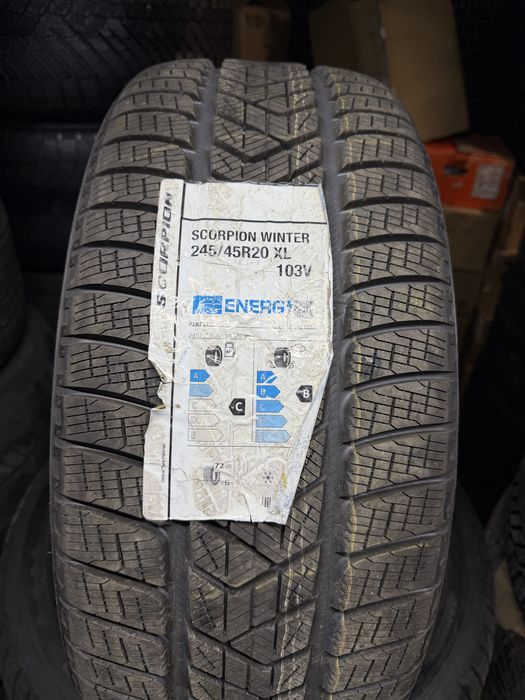 Зимова шина 1шт 245/45R20 103V XL Pirelli Scorpion Winter