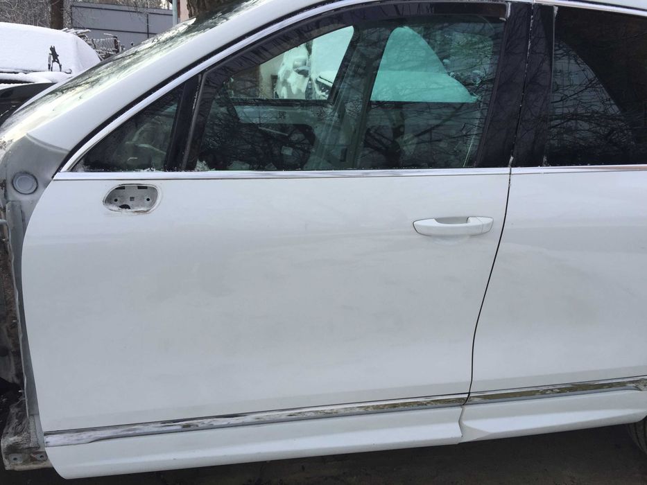 Дверь дверка двери двері ліва передня задня Volkswagen Touareg NF