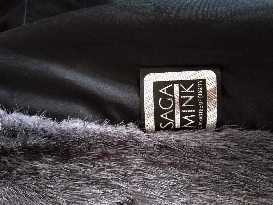 Продам норковую шубу р-р 52-54, за 1/2 реальной цены.