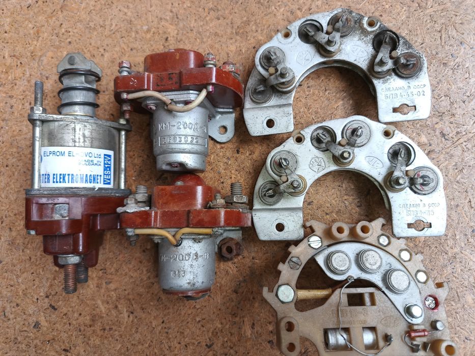 Реле. Датчик. Указатель. Контактор. Мост диодный. Сигнал. Часы АВЧ-3.