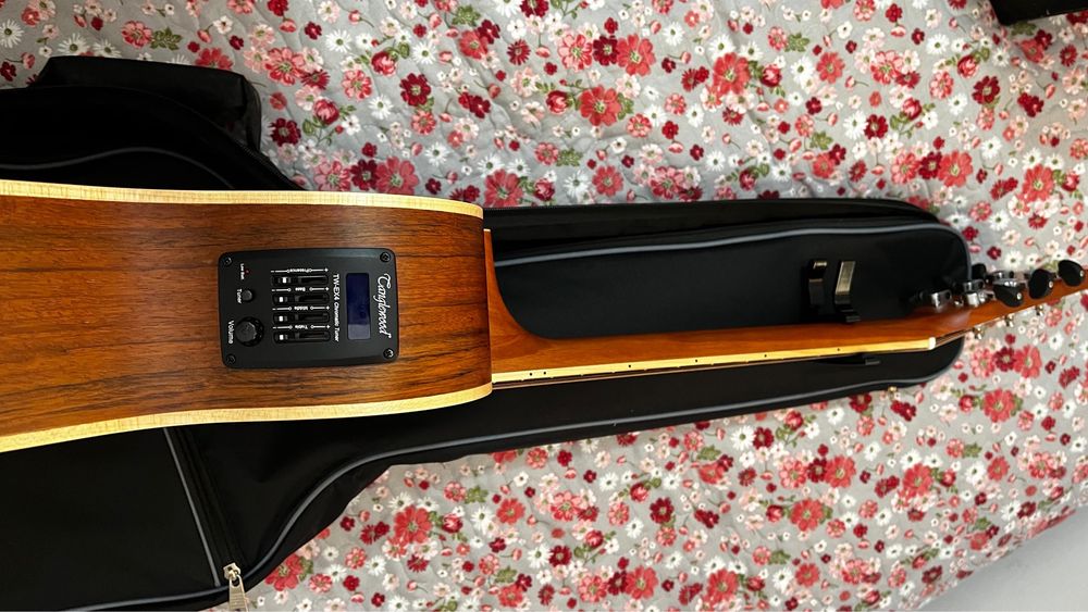 Tanglewood DBT SFCE OV Eletroacústico + Acessórios – Excelente estado