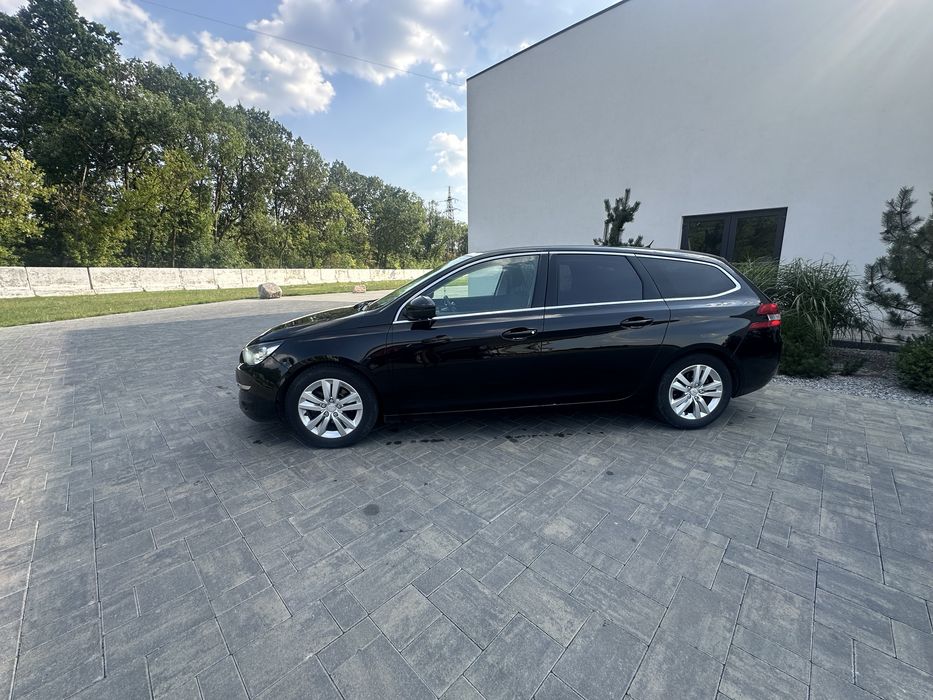 Продам Peugeot 308 2014