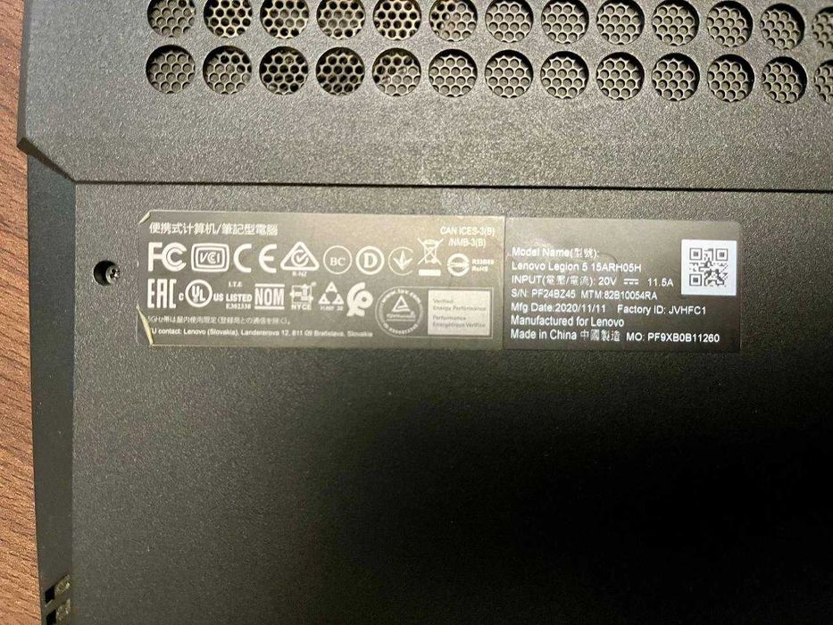 Legion 5-15ARH05H RTX™ 2060 6GB / 16 GB DDR4-3200