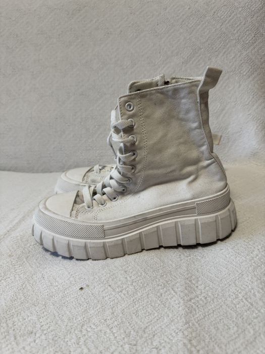 кеди високі  39 розмір