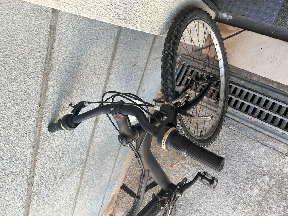 Bicicleta MTB 26" – Quadro Masculino | Preta