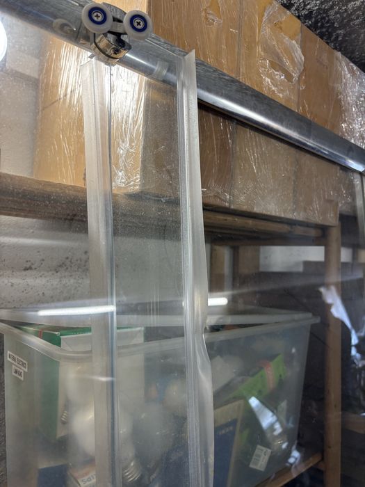 Vende-se divisoria de chuveiro/duche em vidro