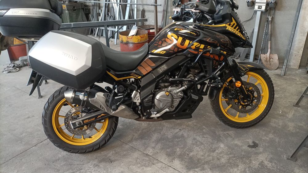Suzuki V-strom 650