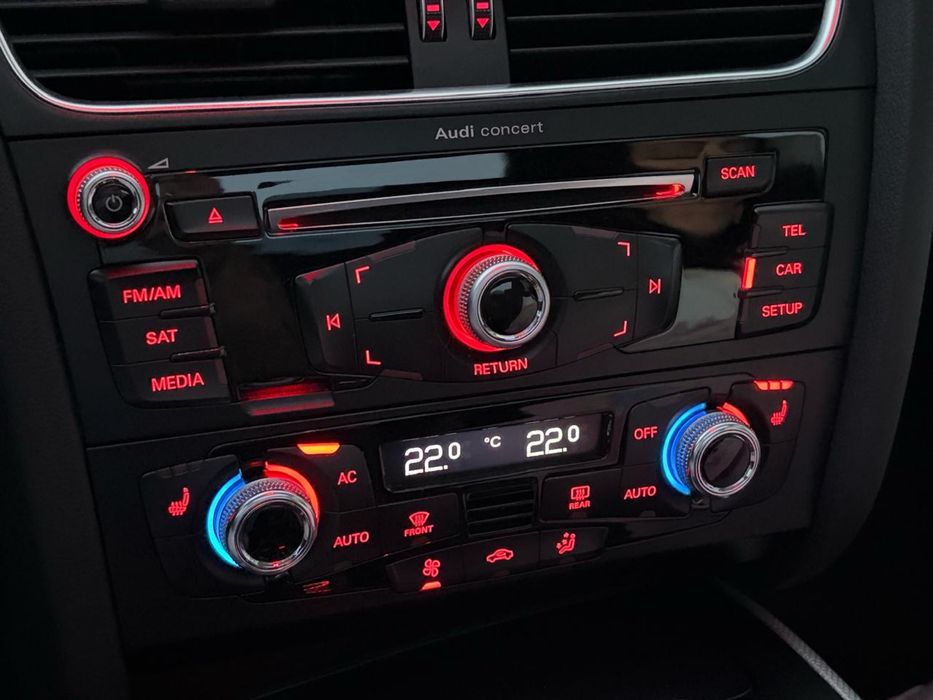 Продається авто дружини Audi А5 повний привід,2012  року,з оригінальним пробігом 230