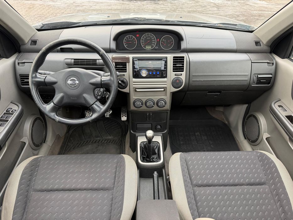 Nissan X-TRAIL  4x4