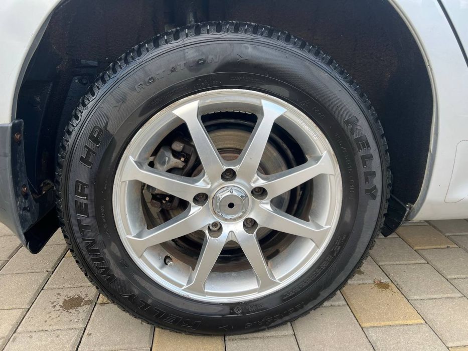 Toyota Corolla 2010 рік 1.3 бензин