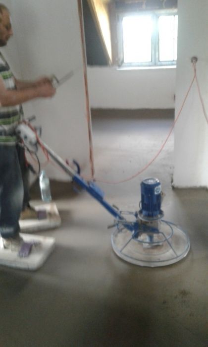 Posadzki, wylewki miksokretem