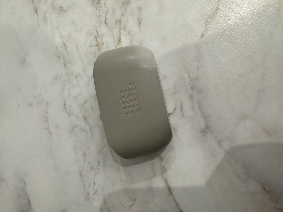 Bezprzewodowe sluchawki JBL WAVE100 Tws kosc sloniowa wireless