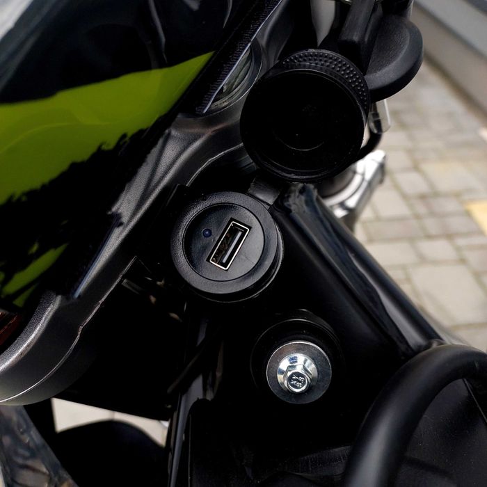 Мотоцикл BSE J4, 300 см3, 25 к.с., додатковий бак, гарантія, доставка