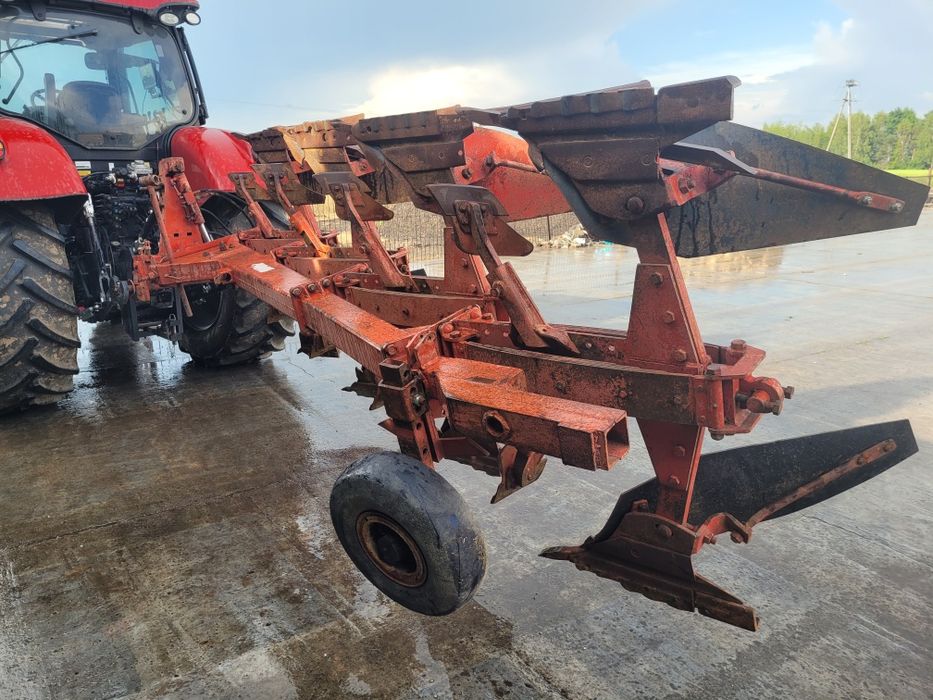 Pług   3+1 na resorze nie kverneland unia kuhn