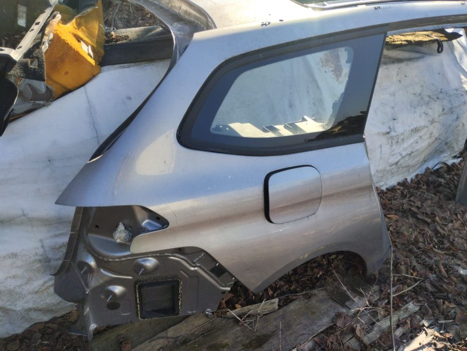 Ćwiartka tylna prawa dach peugeot 308 t9 kombi