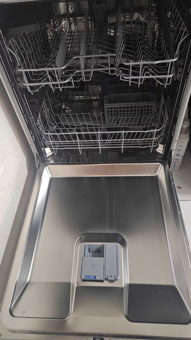 Máquina Lavar Loiça Pro Smart Inverter Beko