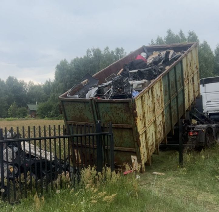 WYWOZ śmieci odpadów OPROZNIANIE Piwnic Strychów Garaży
