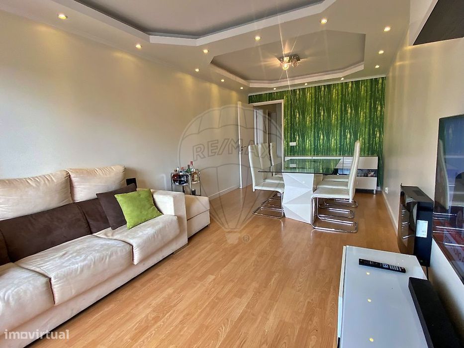 Apartamento T2 para arrendamento