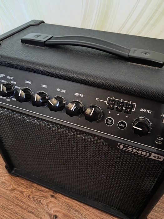 Line 6 Spider V20 MkII комбік