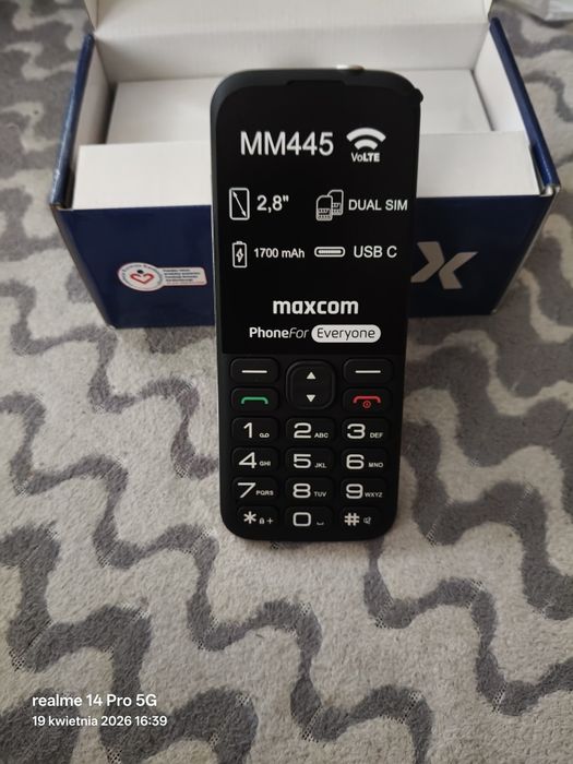 Sprzedam fabrycznie nowy telefon