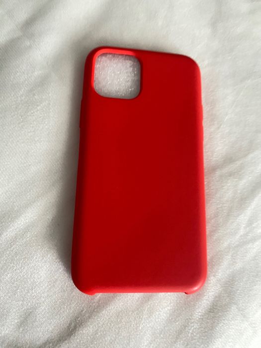 Чохли в дуже хорошому стані на iPhone 11pro