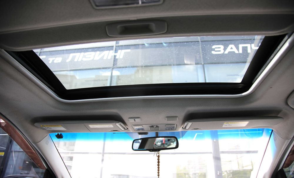 Продам Mazda CX-7 2008