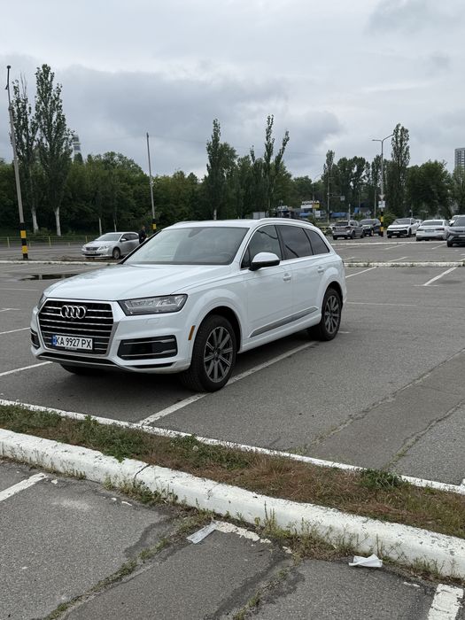 Audi Q7 premium plus