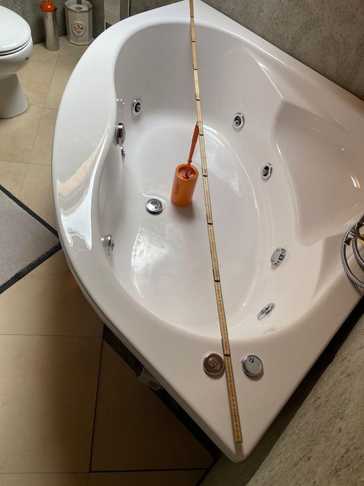 Banheira de hidromassagem