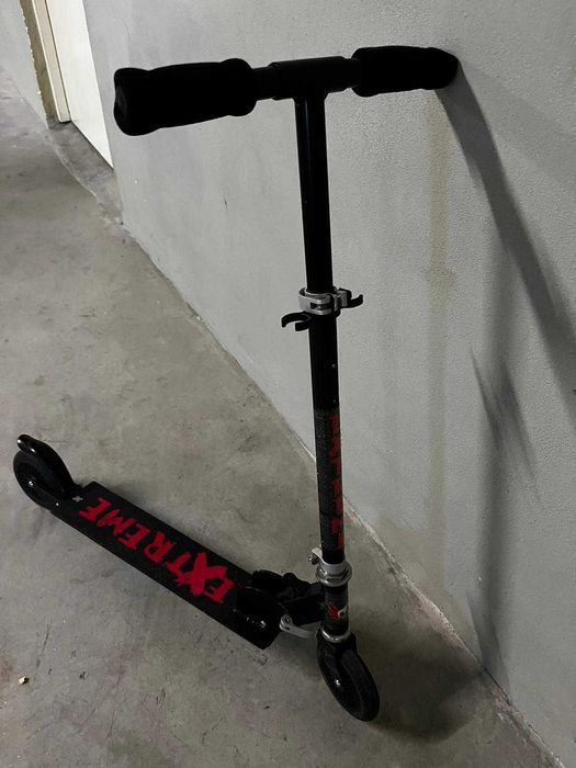 Trotinete de criança, como nova