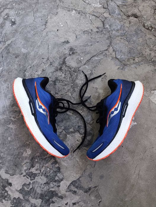 Кросівки бігові Saucony 28.5 cm