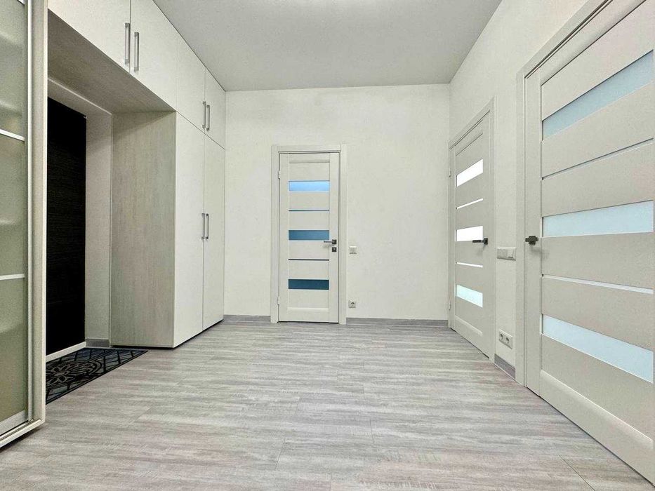 ApartPoltava НОВОБУДОВА, LED Дзеркало, КВЕДи 55.10, ОРЕНДА погодинно