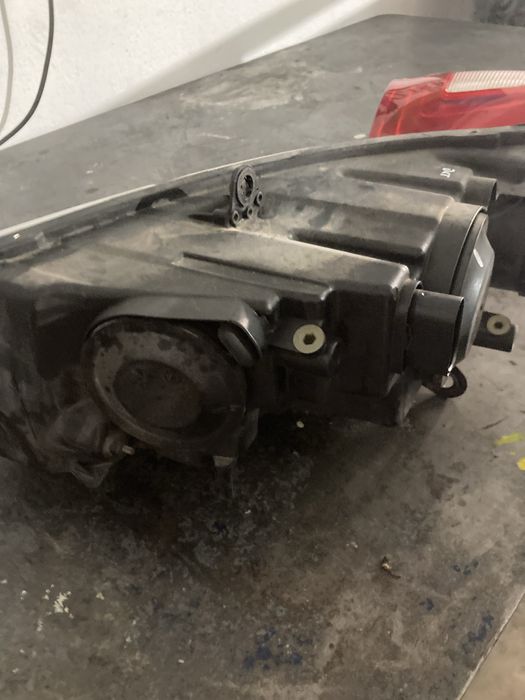 Farol - Farolim Skoda Superb