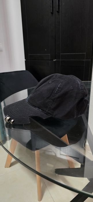 Cap balenciaga distressed