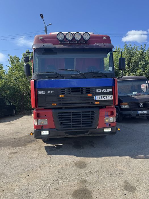 Daf xF95 2001року.