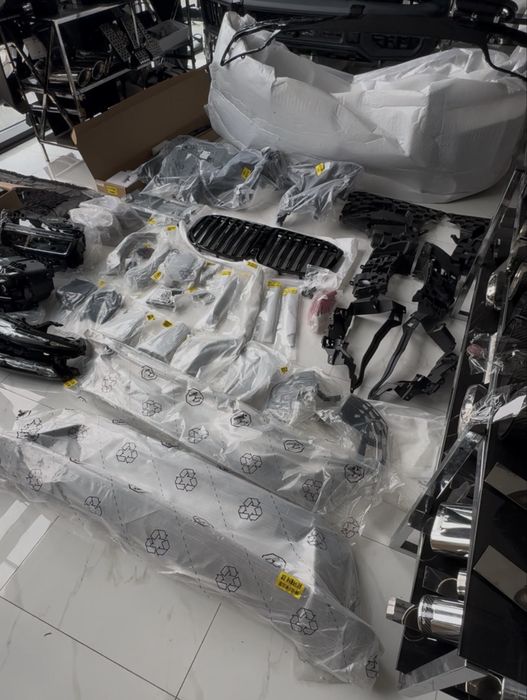Рестайлинг M60i LCI 2023+ для BMW X7 G07 (2018-2023) фары, фонари