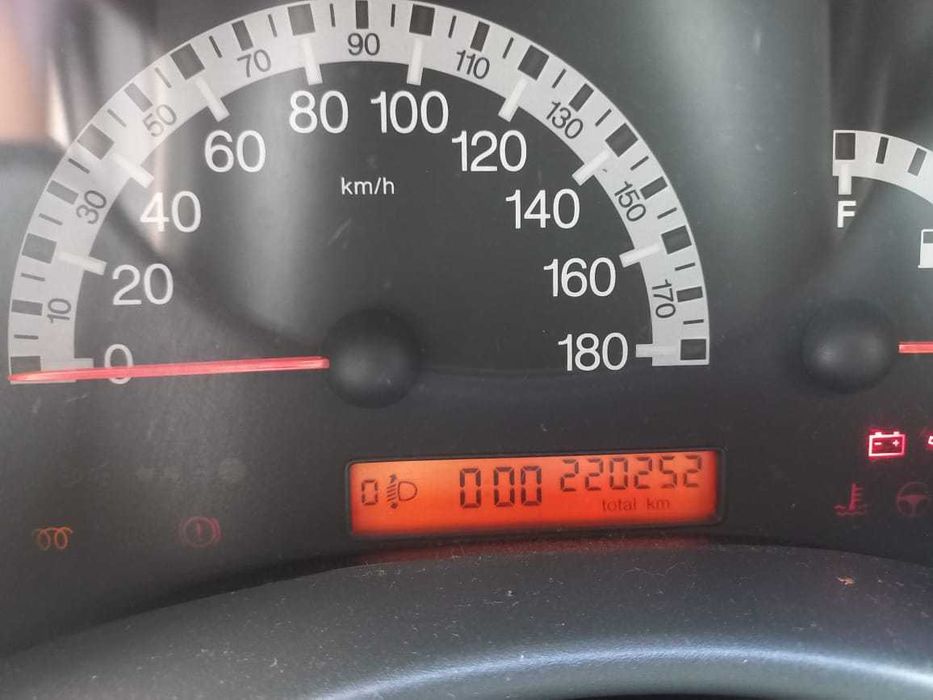 Продам автомобіль Fiat Punto