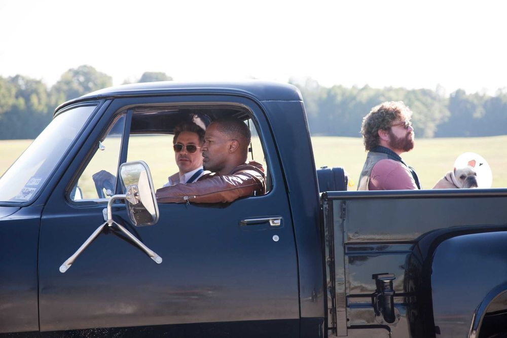 A TEMPO E HORAS (Robert Downey Jr./Zach Galifianakis