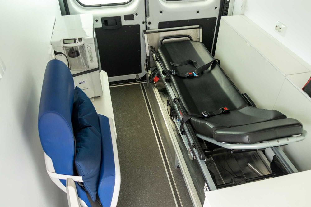 Продам авто швидкої допомоги Peugeot Boxer 2023