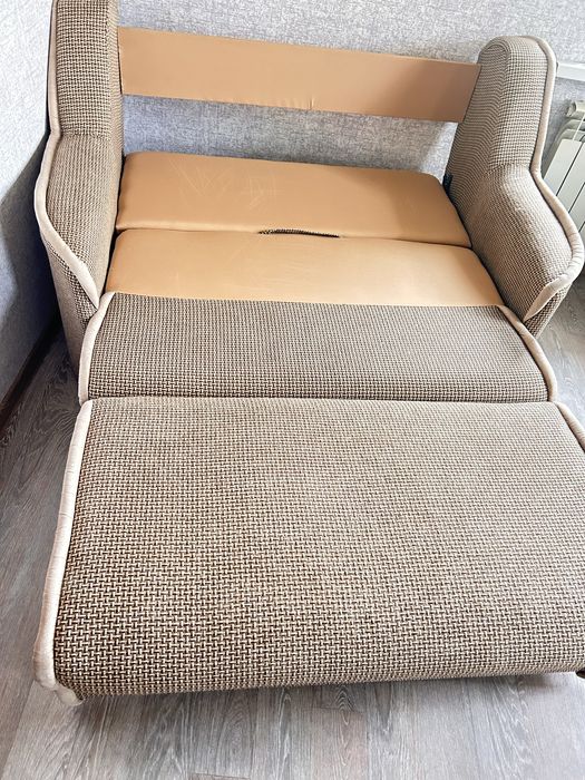 Диван для спальни/зала