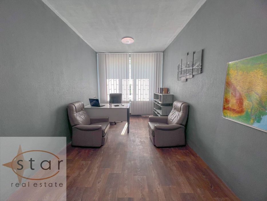 Офіси з ремонтом і меблями по 17 м2 за 3000 грн плюс світло