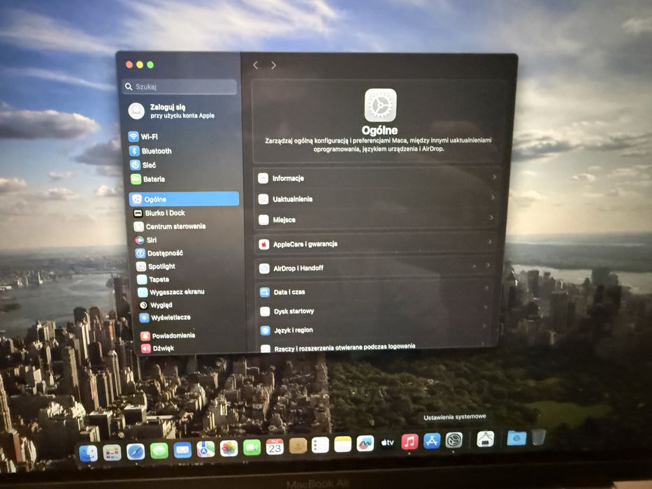 Macbook air 13 2020 ram 8gb 256gb dysk