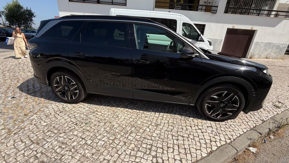 Peugeot 5008 Allure 7 Lugares Automático Híbrido