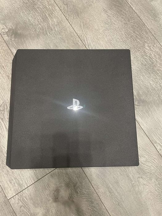 Sony Plai Station 4 PS4 + охолоджувач