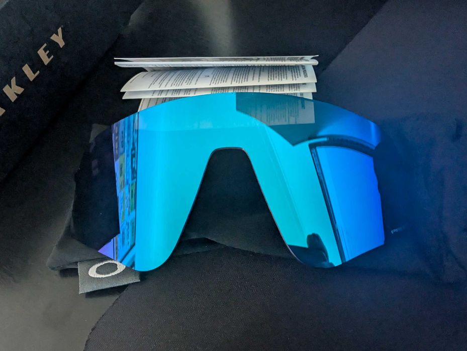 Lentes Oakley Sutro Lite Sweep Sapphire